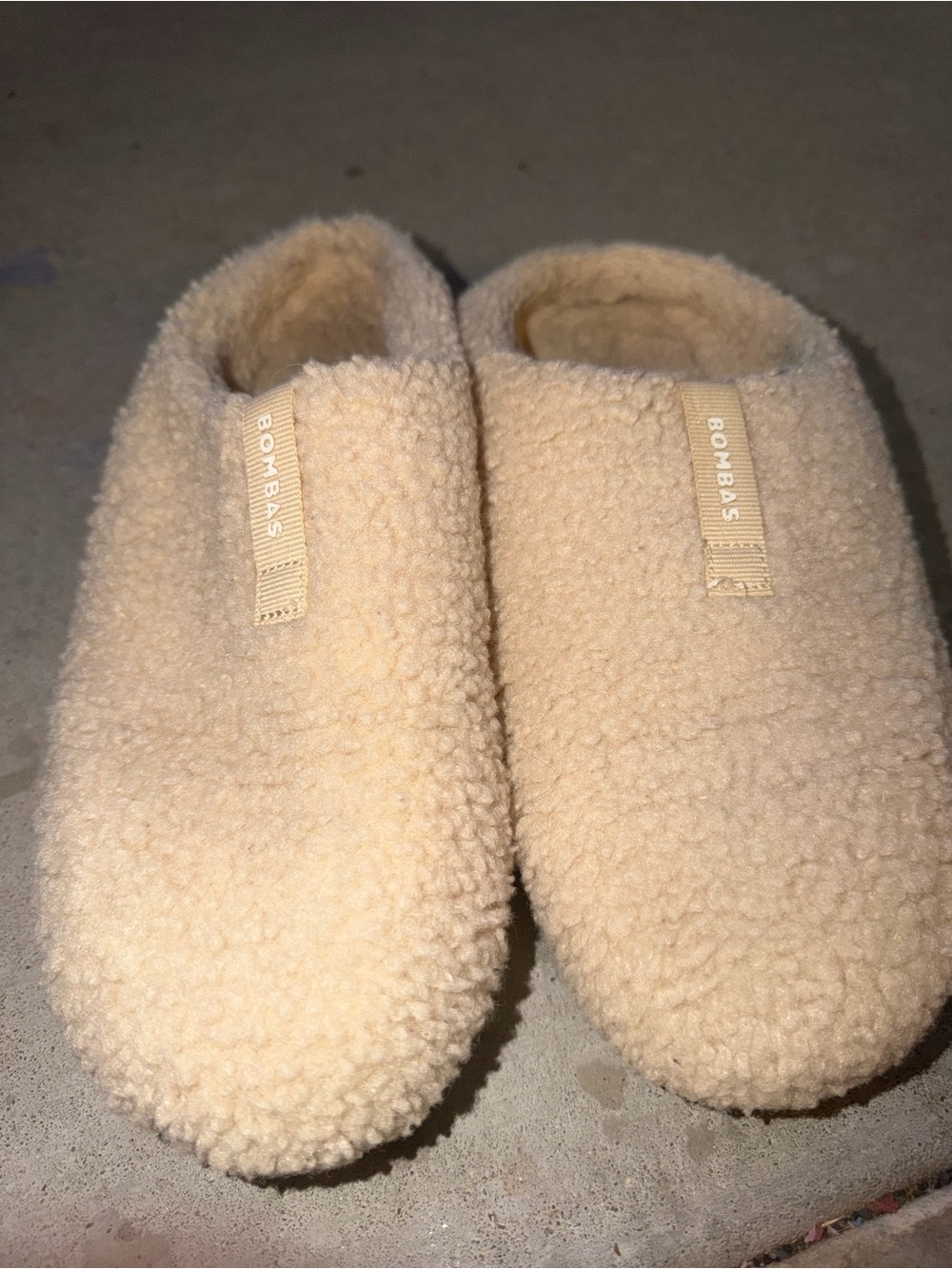 Bombas Women's Sunday Slipper Cream size 9
